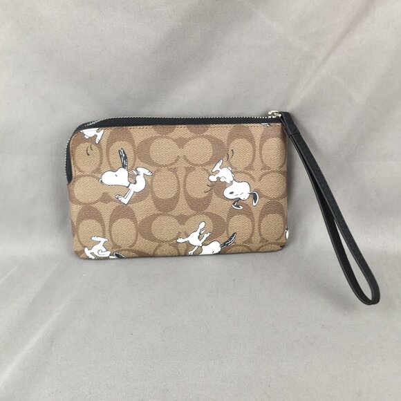 Coach X Peanuts Corner Zip Wristlet Wallet With Snoopy & Woodstock - Picture 3 of 11